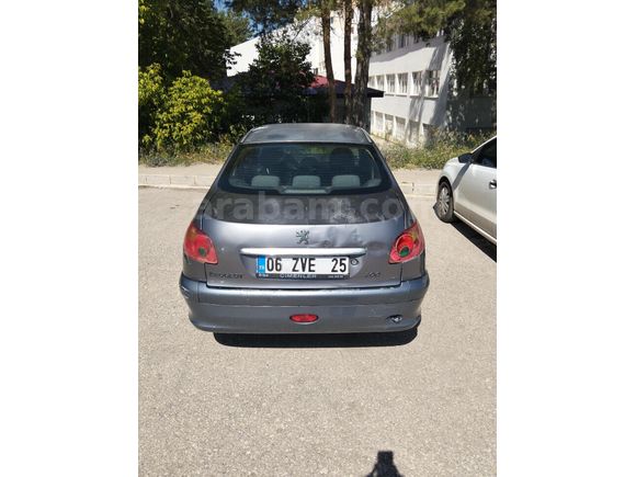 Sahibinden Peugeot 206 1.4 Executive 2009 Model