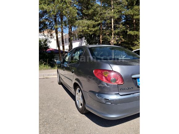 Sahibinden Peugeot 206 1.4 Executive 2009 Model