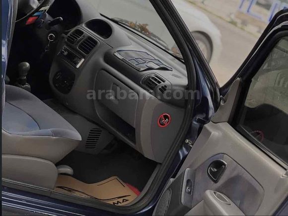 Sahibinden Renault Clio 1.4 RTA 2001 Model  162.000 km Mavi