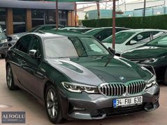 TAMAMINA KREDİ 89 BİNDE 2022 BMW 320İ TABA DERİ/HAYALET/ELKBAGAJ
