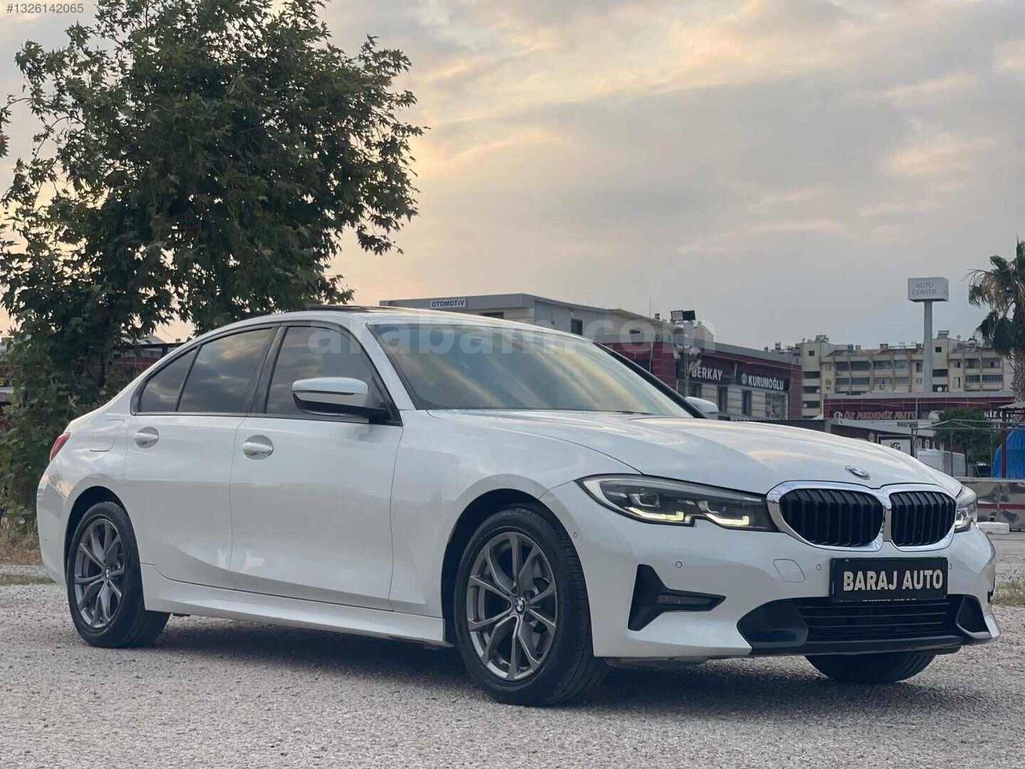 Galeriden BMW 3 Serisi 320i Sport Line 2020 Model Adana 100.000 km Beyaz 5