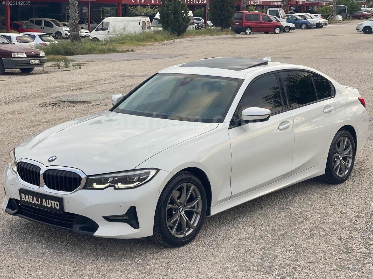 Galeriden BMW 3 Serisi 320i Sport Line 2020 Model Adana 100.000 km Beyaz 1