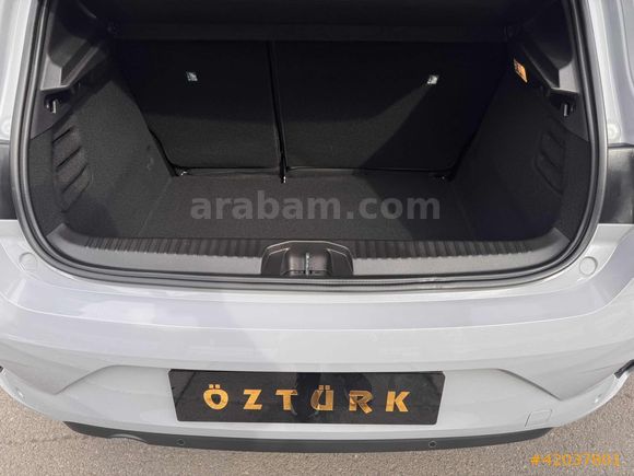 2025 CLİO 1.0 TCE EVOLUTİON OTOMATİK 17.000 KM HATASIZ-BOYASIZ