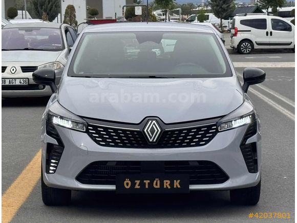 2025 CLİO 1.0 TCE EVOLUTİON OTOMATİK 17.000 KM HATASIZ-BOYASIZ