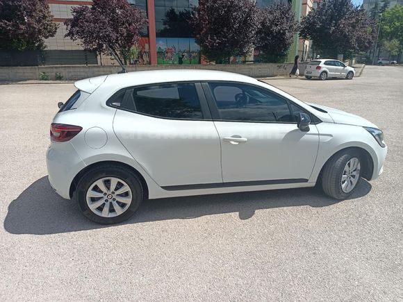 Sahibinden Renault Clio 1.0 SCe Joy 2022 Model