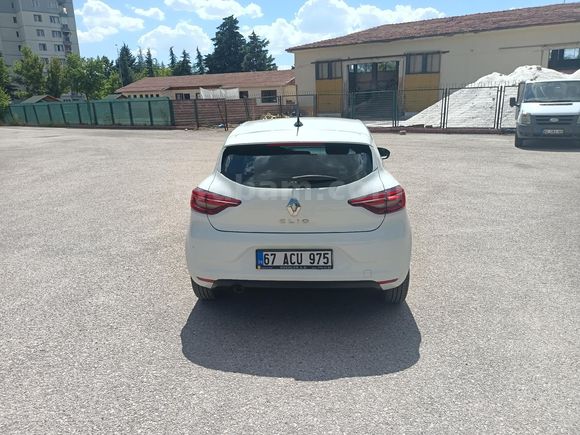 Sahibinden Renault Clio 1.0 SCe Joy 2022 Model