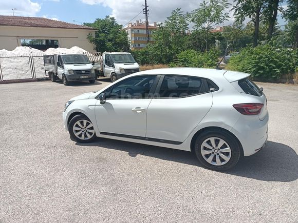 Sahibinden Renault Clio 1.0 SCe Joy 2022 Model