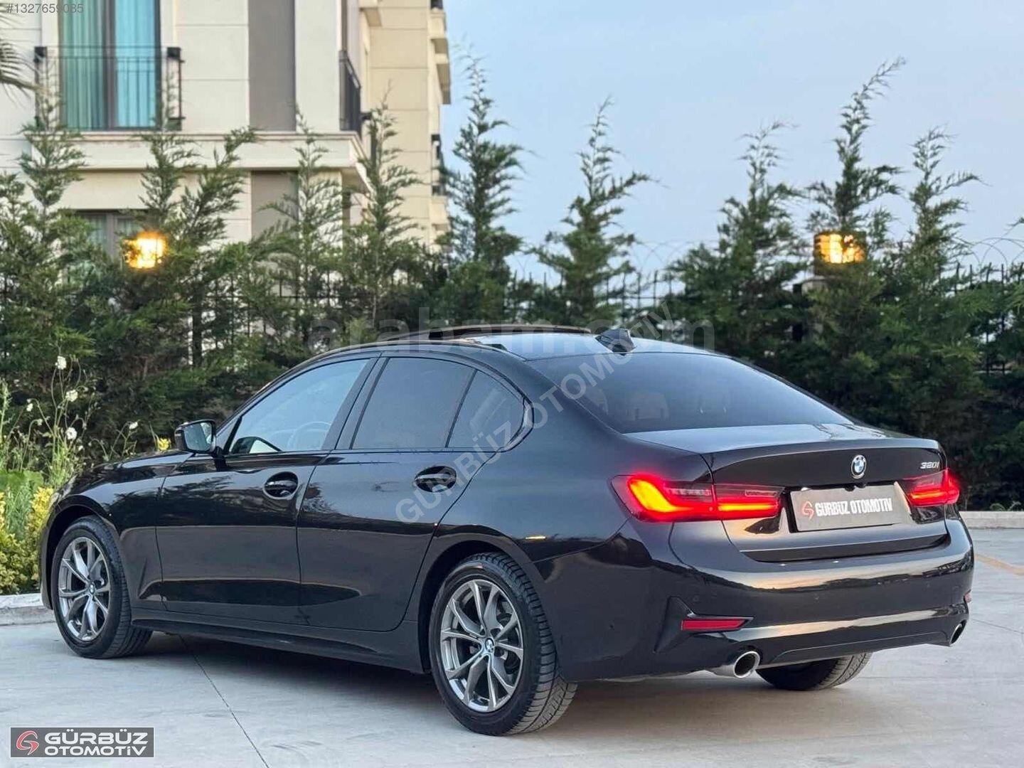 Galeriden BMW 3 Serisi 320i Sport Line 2022 Model İstanbul 65.000 km Siyah 7