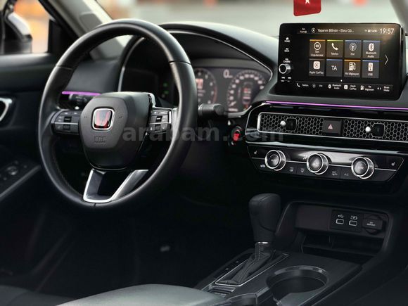 2022 MODEL HONDA CİVİC 1.5 VTEC 182hp ExecutivePlus 40.000KM