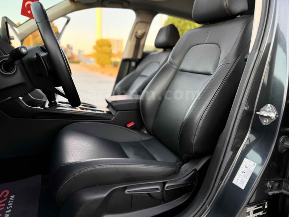2022 MODEL HONDA CİVİC 1.5 VTEC 182hp ExecutivePlus 40.000KM