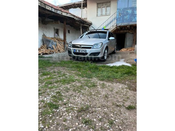 Sahibinden Opel Astra 1.6 Cosmo 2006 Model 