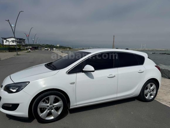 AYT OTOMOTİV'DEN OPEL ASTRA 1.3CDTI EDİTİON ORJİNAL