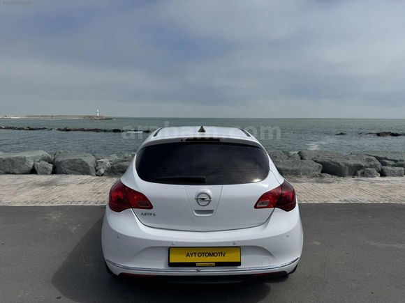 AYT OTOMOTİV'DEN OPEL ASTRA 1.3CDTI EDİTİON ORJİNAL