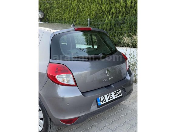 159 BİN KM MAKYAJLI CLIO3