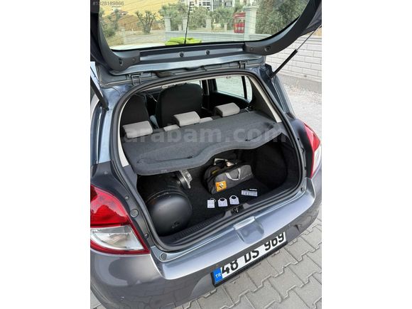 159 BİN KM MAKYAJLI CLIO3