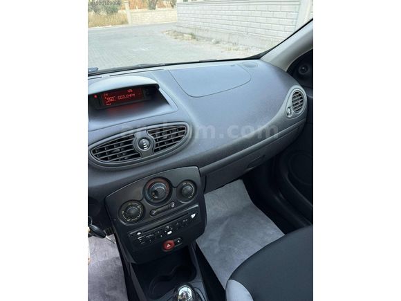159 BİN KM MAKYAJLI CLIO3