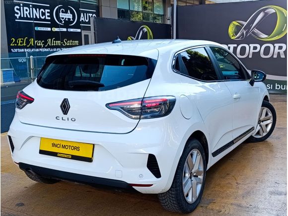 2023 RENAULT CLİO 1.0 TCE EVOLATİON*OTOMATİK SERVİS B.. EMSALSİZ