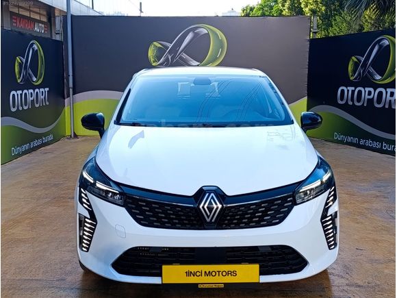 2023 RENAULT CLİO 1.0 TCE EVOLATİON*OTOMATİK SERVİS B.. EMSALSİZ