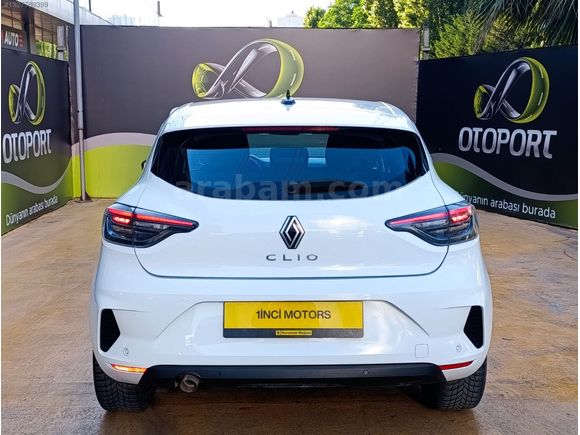2023 RENAULT CLİO 1.0 TCE EVOLATİON*OTOMATİK SERVİS B.. EMSALSİZ