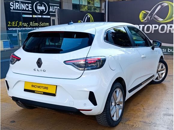 2023 RENAULT CLİO 1.0 TCE EVOLATİON*OTOMATİK SERVİS B.. EMSALSİZ