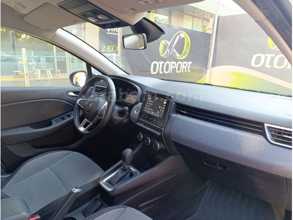 2023 RENAULT CLİO 1.0 TCE EVOLATİON*OTOMATİK SERVİS B.. EMSALSİZ