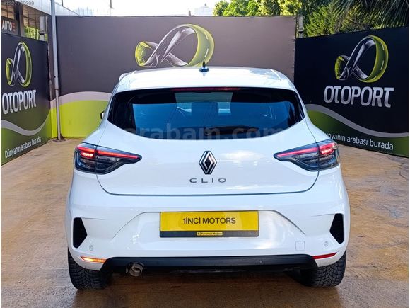 2023 RENAULT CLİO 1.0 TCE EVOLATİON*OTOMATİK SERVİS B.. EMSALSİZ