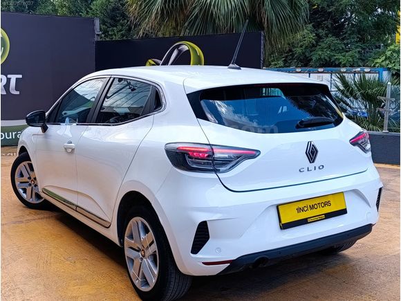 2024 RENAULT CLİO 1.0 TCE*EVOLATİON *OTOMATİK*TRAMERSİZ*EMSALSİZ
