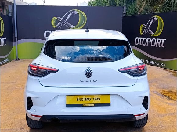 2024 RENAULT CLİO 1.0 TCE*EVOLATİON *OTOMATİK*TRAMERSİZ*EMSALSİZ