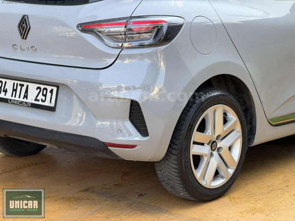 2023 MODEL RENAULT CLIO EVOLUTİON YETKİLİ SERVİS BAKIMLI