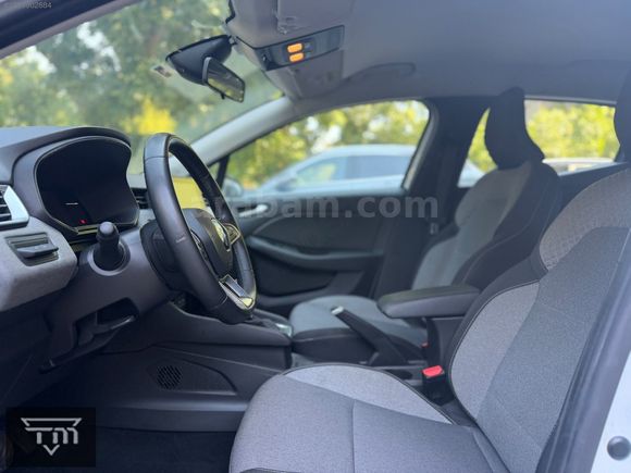 2024 RENAULT CLİO 1.0 TCE EVOLUTİON-GERİ GÖRÜŞ-%20KDV-31.000KM