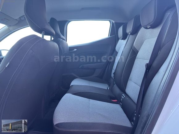 RENAULT GÜRSES 2023 CLİO 1.0 TCE EVOLUTİON X-TRONİC 90 HP
