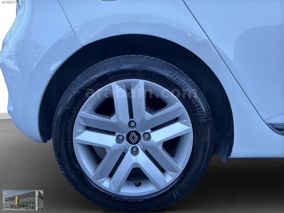 RENAULT GÜRSES 2023 CLİO 1.0 TCE EVOLUTİON X-TRONİC 90 HP