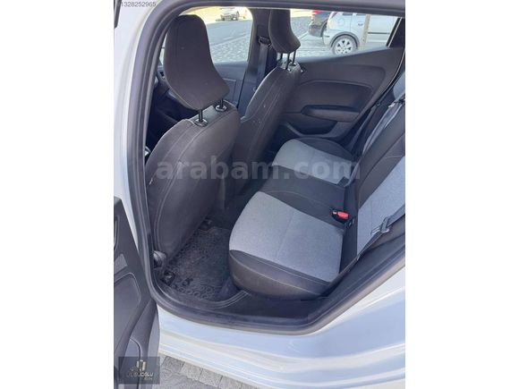 Clio 1.0 TCE Evolution X-tronic