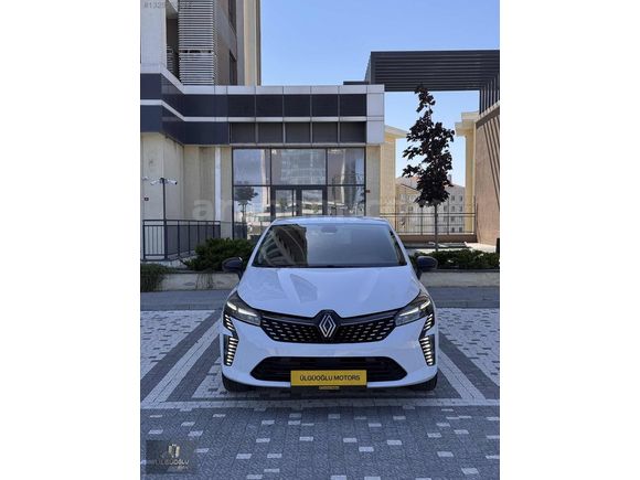 Clio 1.0 TCE Evolution X-tronic