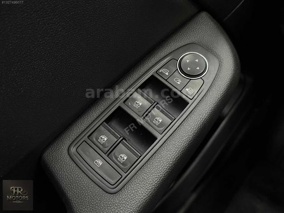 *67.000 KM*2024 CLİO 1.0 TCE EVOLUTİON *KEYLESS-G. GÖRÜŞ-K.AYNA*