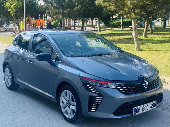 2023 MODEL HATASIZ BOYASIZ OTOMATİK YENİ KASA CLİO