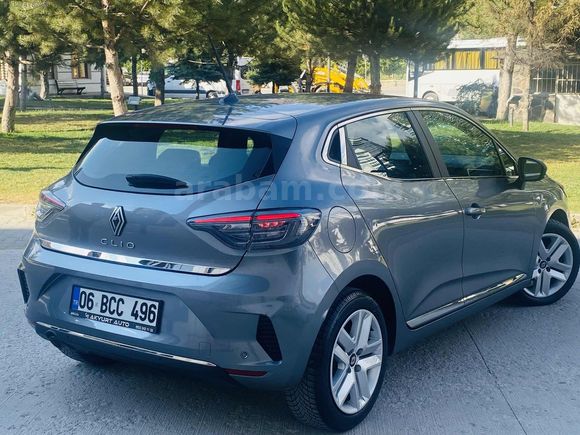 2023 MODEL HATASIZ BOYASIZ OTOMATİK YENİ KASA CLİO