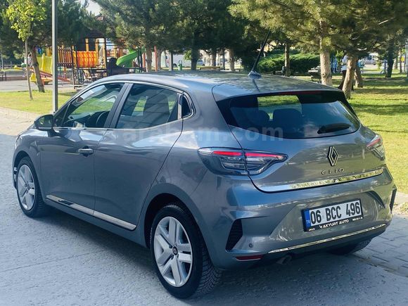 2023 MODEL HATASIZ BOYASIZ OTOMATİK YENİ KASA CLİO