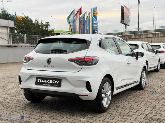 2024 CLİO 1.0 TCE EVOLUTİON - 75.000 KM