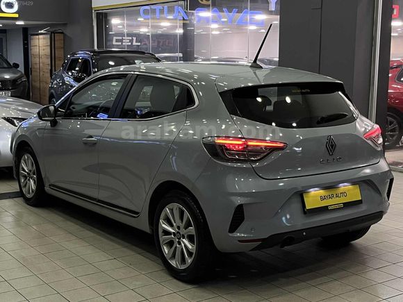 BAYAR'DAN 2024 ÇELİK JANTLI RENAULT CLİO EVOLUTİON LANSMAN RENK