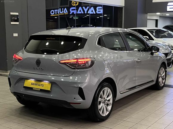 BAYAR'DAN 2024 ÇELİK JANTLI RENAULT CLİO EVOLUTİON LANSMAN RENK