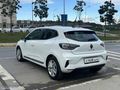 2024 CLİO 1.0 TCE EVOLUTİON X-TRONİCE 28.000 KM SERVİV BAKIMLI