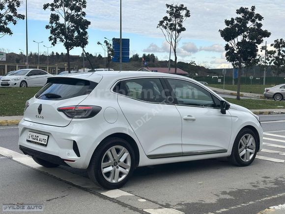 2024 CLİO 1.0 TCE EVOLUTİON X-TRONİCE 28.000 KM SERVİV BAKIMLI
