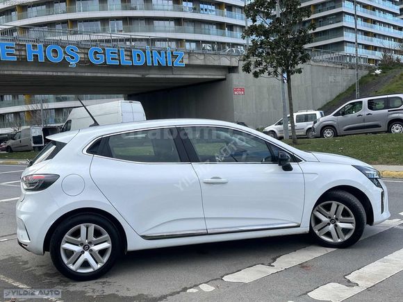 2024 CLİO 1.0 TCE EVOLUTİON X-TRONİCE 28.000 KM SERVİV BAKIMLI