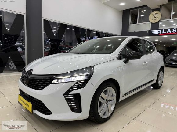 69.000 KM 2024 1.0TCE EVOLUTİON +GERİ GRŞ+K.AYNA CARPLEY