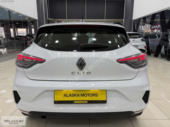69.000 KM 2024 1.0TCE EVOLUTİON +GERİ GRŞ+K.AYNA CARPLEY