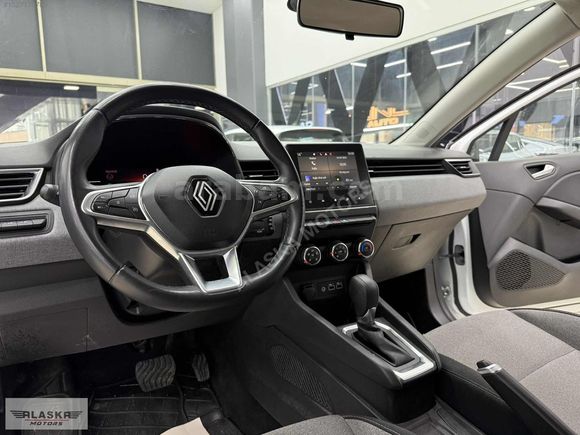 69.000 KM 2024 1.0TCE EVOLUTİON +GERİ GRŞ+K.AYNA CARPLEY