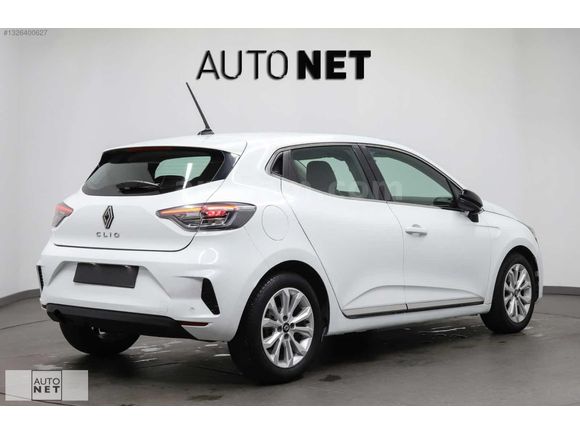 2024 RENAULT CLİO 1.0 TCE EVOLUTİON OTOMATİK ÇELİK JANT