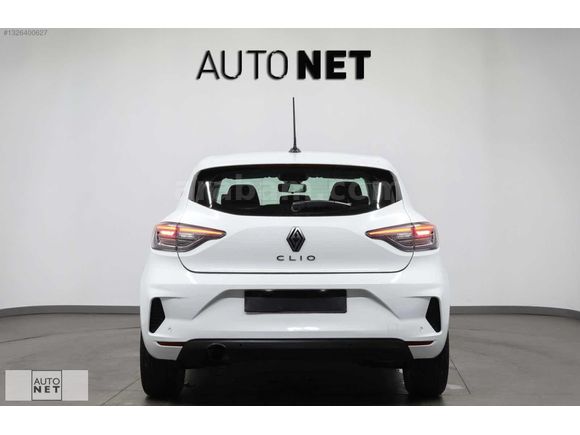 2024 RENAULT CLİO 1.0 TCE EVOLUTİON OTOMATİK ÇELİK JANT