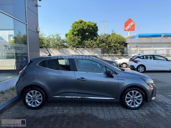 2024 CLİO 1.0 TCE EVOLUTİON - 78.000 KM - ÇELİK JANT